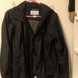 Columbia black womens raincoat m